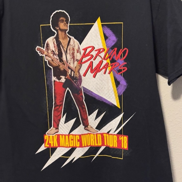 Bruno Mars 24K Magic World Tour ‘18 Las Vegas Black Short Sleeve Shirt - Size S - Picture 2 of 6
